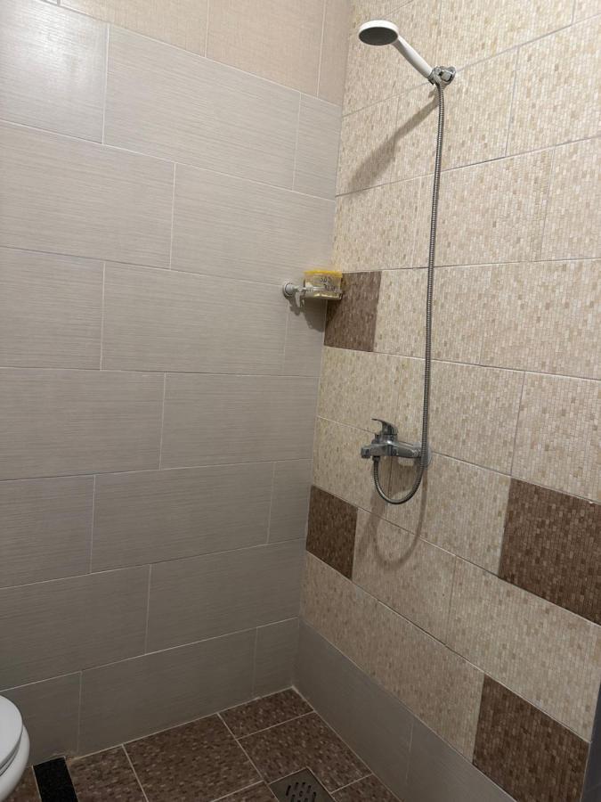Vila Adriatik 1 Vlorë Esterno foto